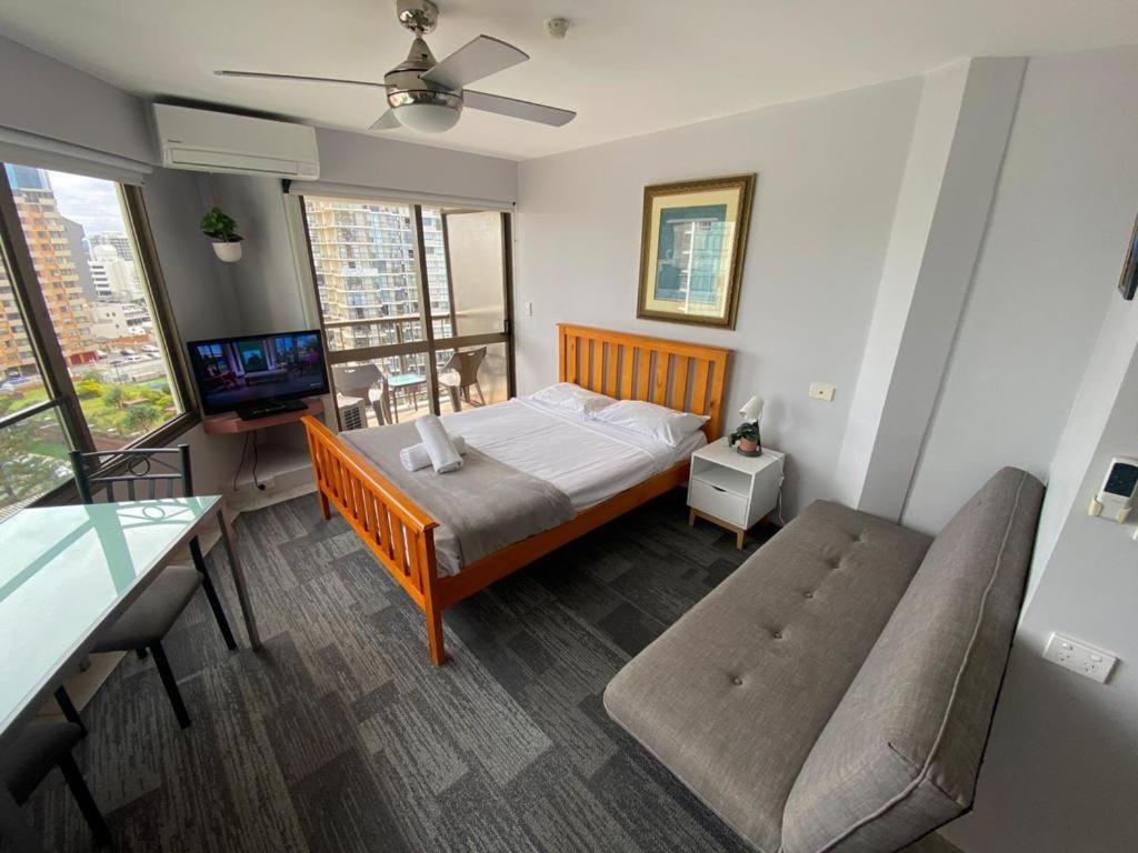 Erika'S Holiday Apartment غولد كوست المظهر الخارجي الصورة