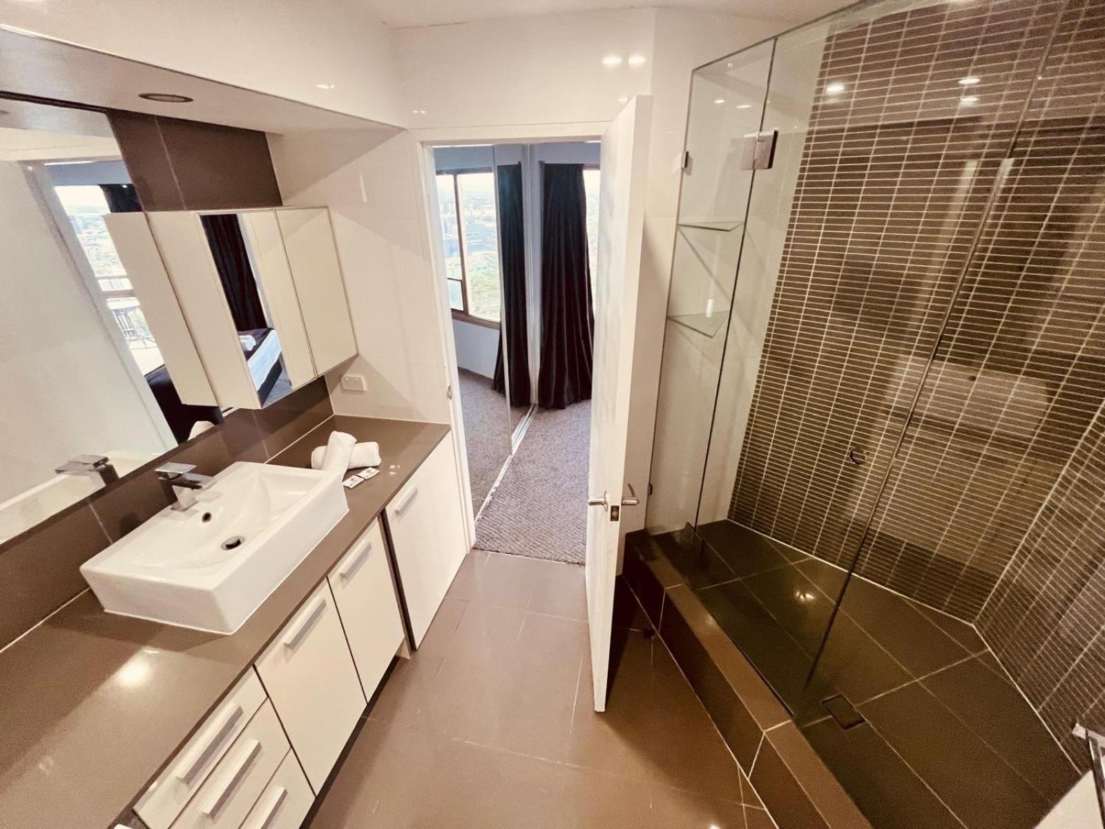Erika'S Holiday Apartment غولد كوست المظهر الخارجي الصورة