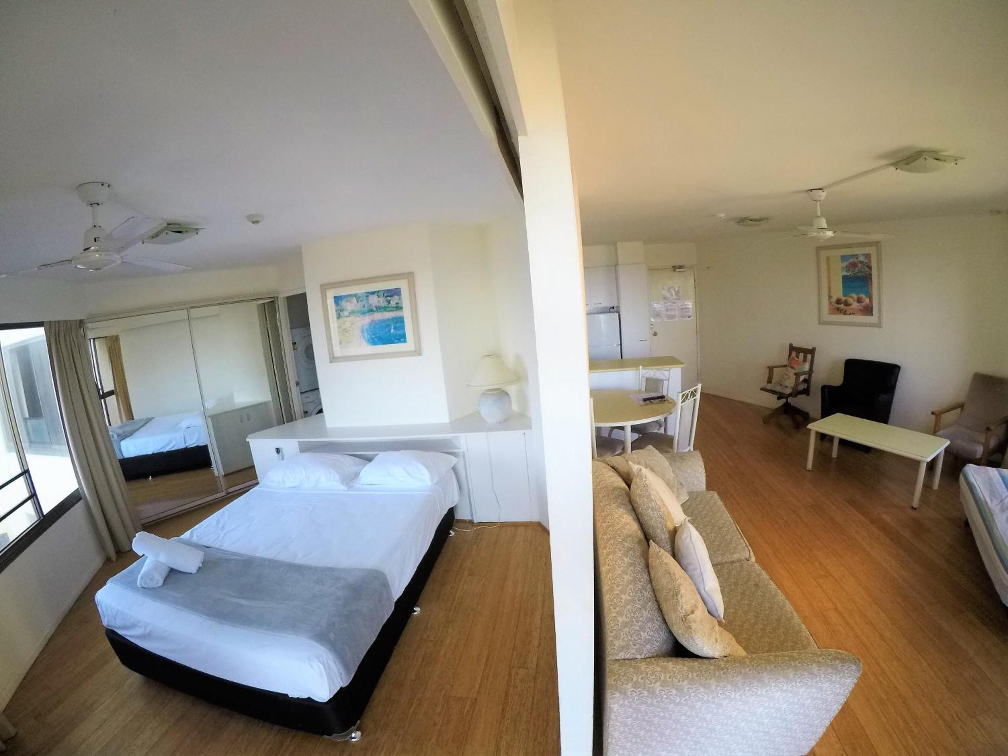 Erika'S Holiday Apartment غولد كوست المظهر الخارجي الصورة